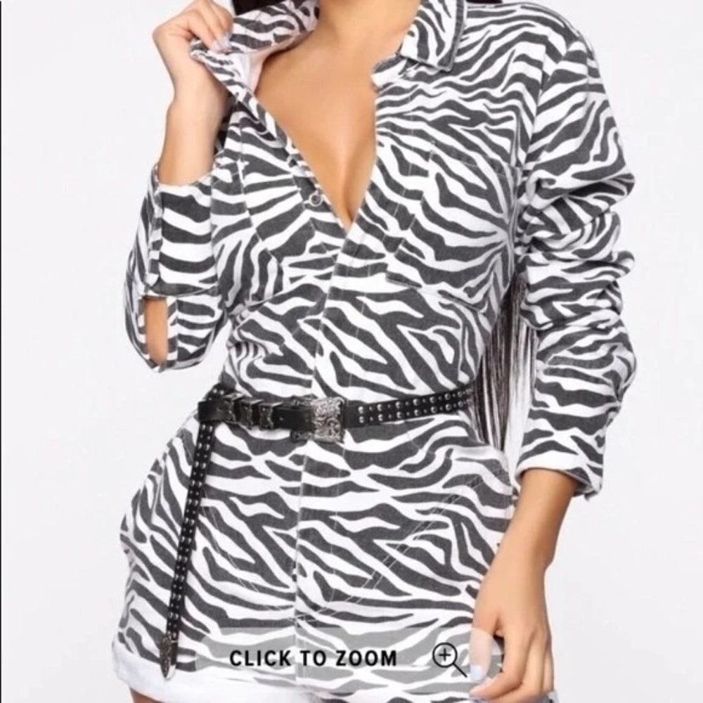 NWT Fashion Nova‎ Zebra Denim button down Romper